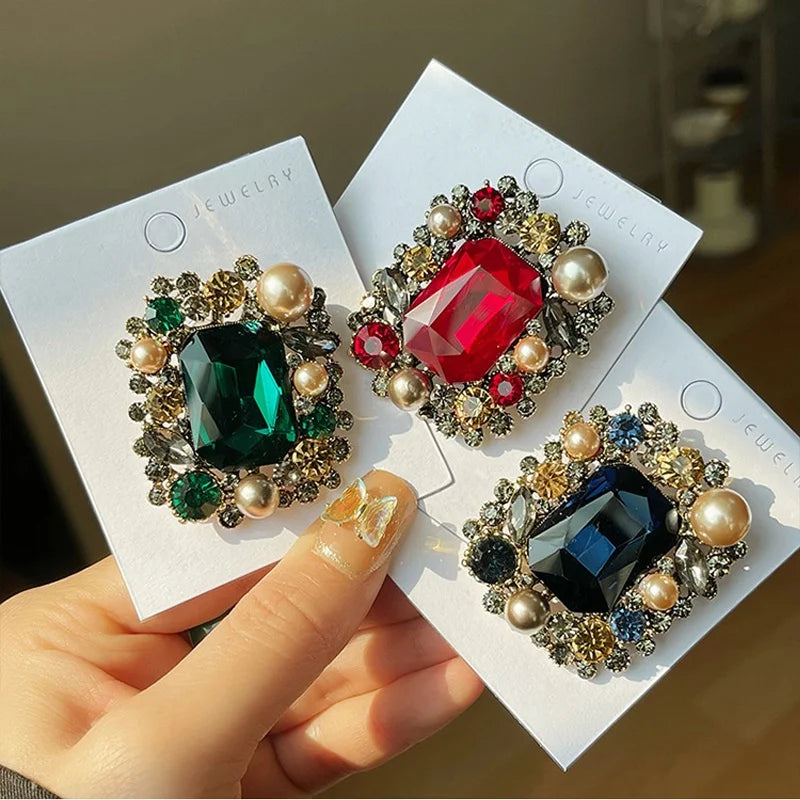 New Alloy Pearl Brooch Luxury Fashion Brooches Men's Women's Clothes Accessories Corsage Pins